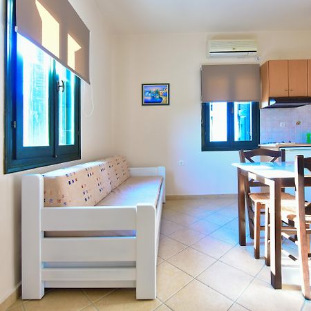 So Nice Hotel Marathókampos エクステリア 写真