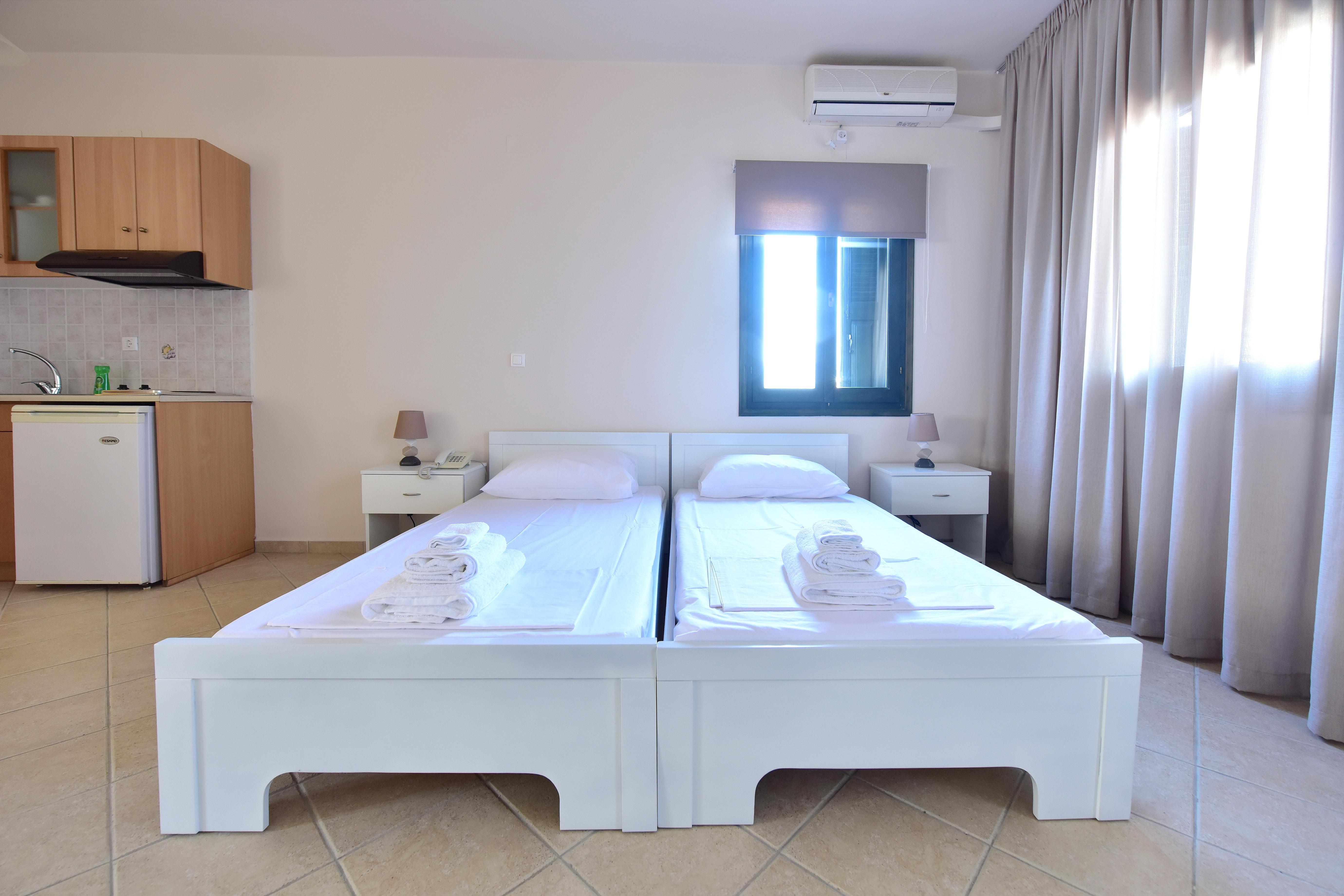 So Nice Hotel Marathókampos エクステリア 写真