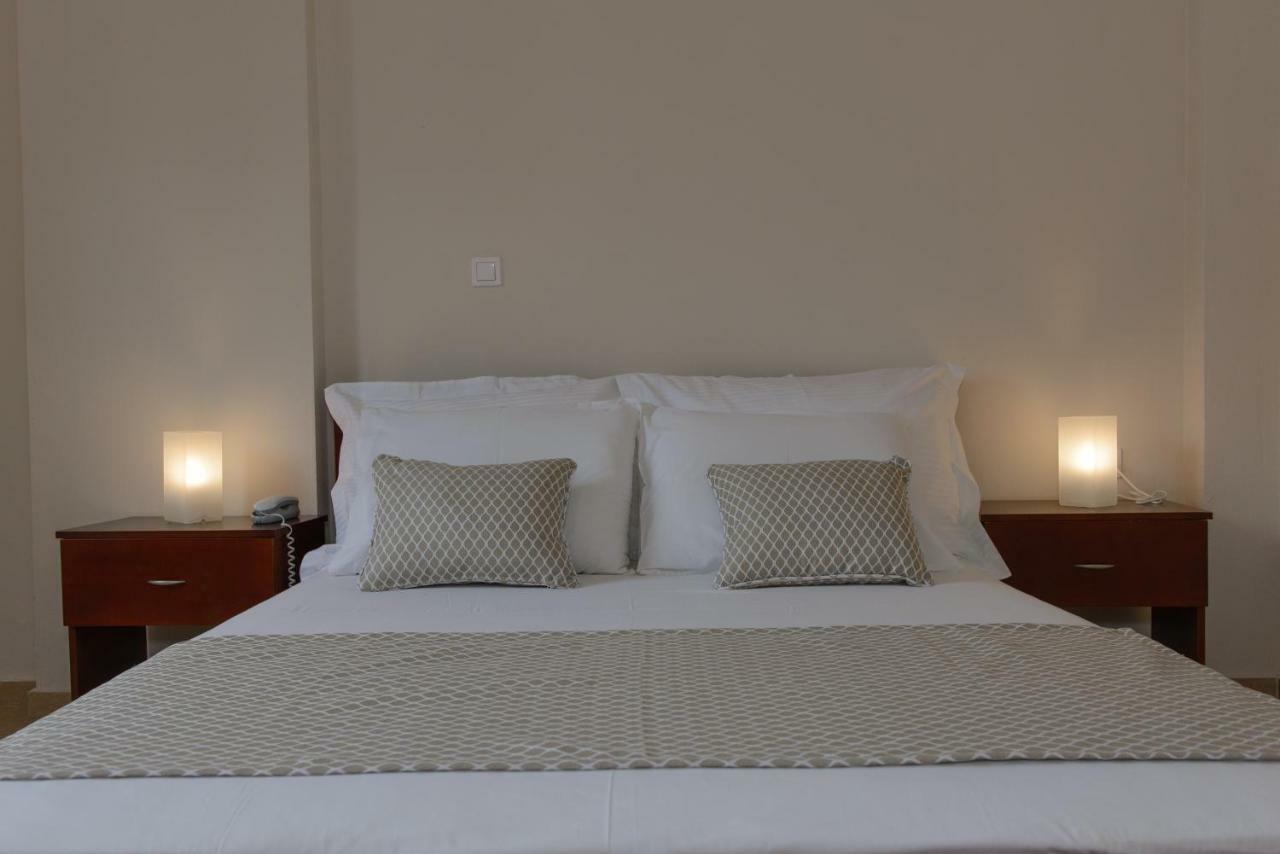 So Nice Hotel Marathókampos エクステリア 写真
